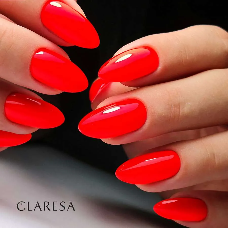 foto claresa manicura fluo 4
