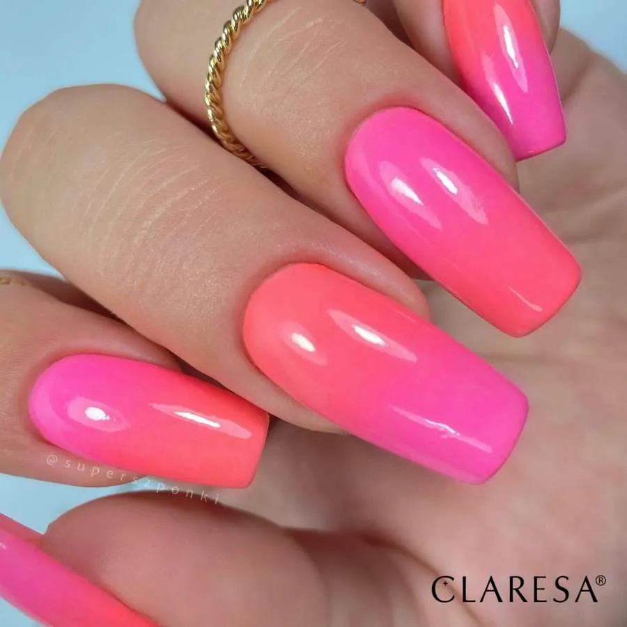 foto claresa manicura fluo 6