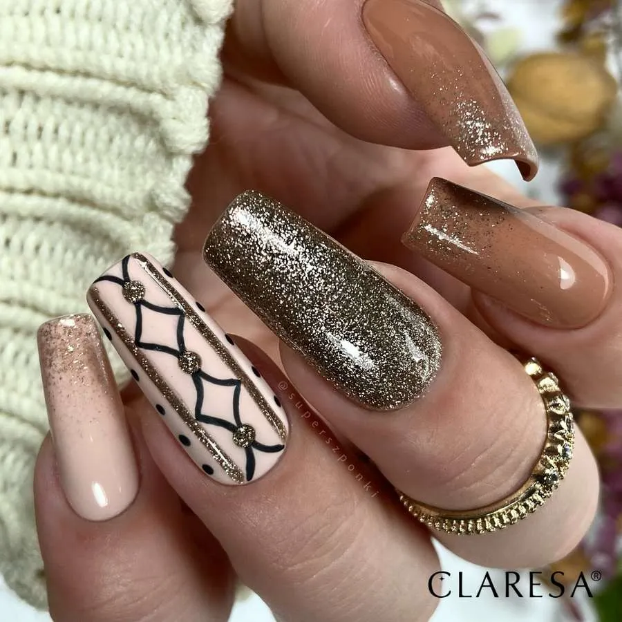 foto claresa manicura full glitter 2