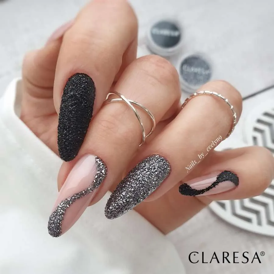 foto claresa manicura stardust black dark silver