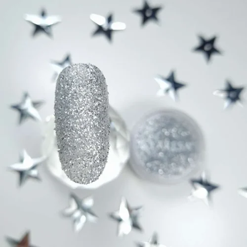 foto decoracion de uñas stardust silver claresa
